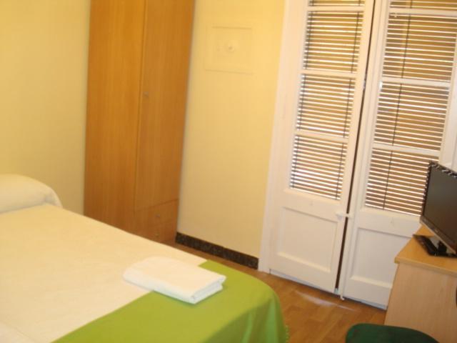 Hostel Turistic Castell Barcelona Buitenkant foto